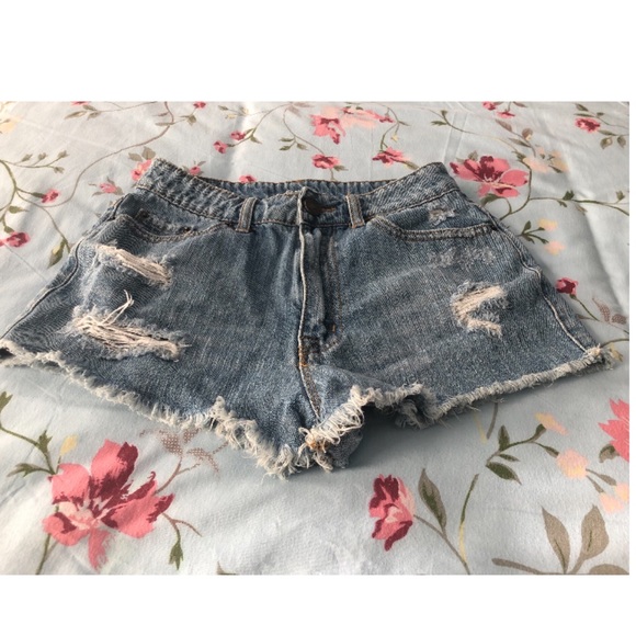 BDG URBAN OUTFITTERS high rise dree cheeky shorts - Picture 5 of 9